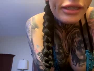 WebCam whore tattedlilslut