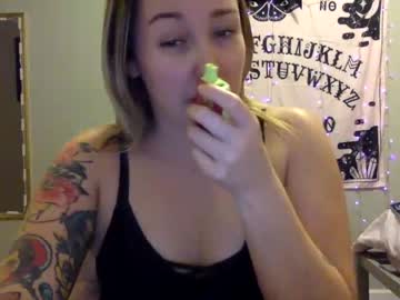 WebCam whore thicc_tattooed_bitch