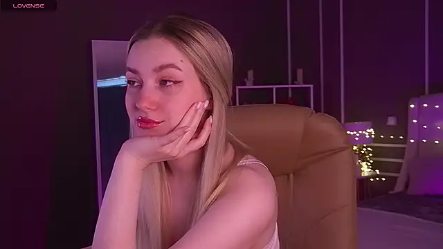 Stripchat sex cam elinanortas