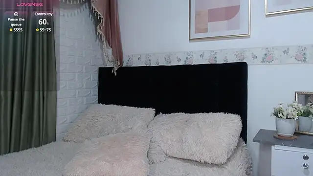 Stripchat sex cam EliiIh_