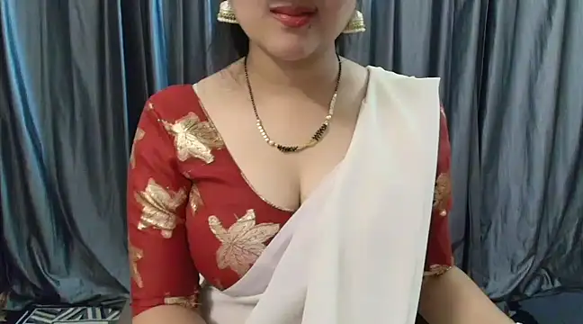 Stripchat sex cam goldiwets