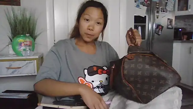 Stripchat sex cam princesskimamii
