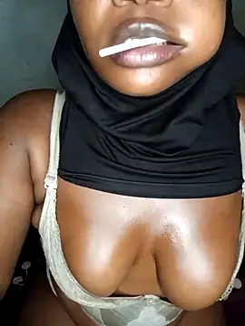 Stripchat sex cam pushy97
