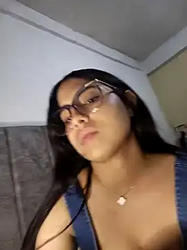 Stripchat sex cam katcandy001