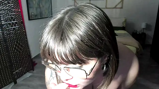 Stripchat sex cam raiazane23