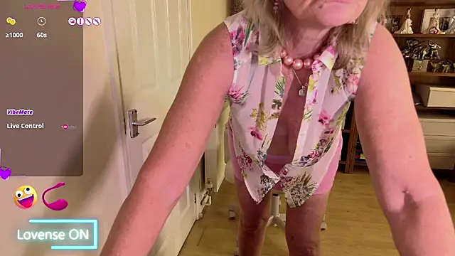 Stripchat sex cam TopazCamgirl