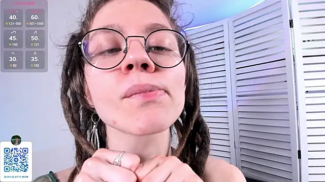 Stripchat sex cam Rin_Skylar