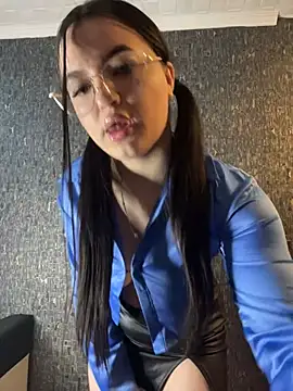 Stripchat sex cam sophia_and_ema