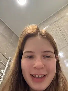 Stripchat sex cam SERENITY_FLY