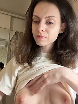 Stripchat sex cam MissAnuta