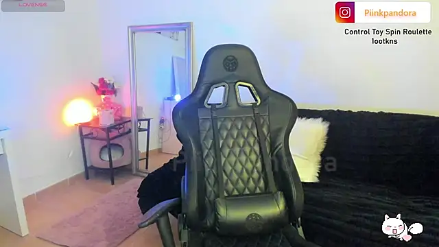 Stripchat sex cam Piinkpandora