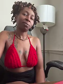 Stripchat sex cam LeyaHoneybuns