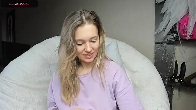 Stripchat sex cam foxy_blond