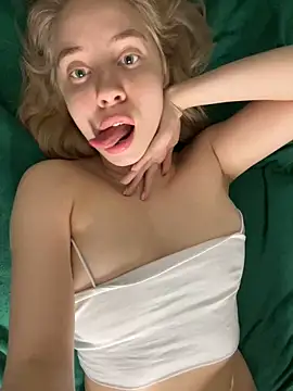 Stripchat sex cam Kitty_Katrine