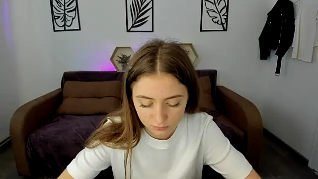 Stripchat sex cam LilyHaart