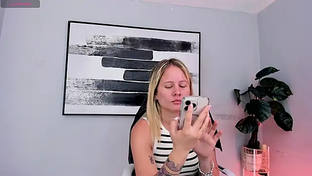 Stripchat sex cam stefanny_ruiz_