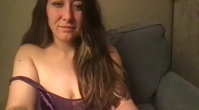 Stripchat sex cam MadelynnMoon