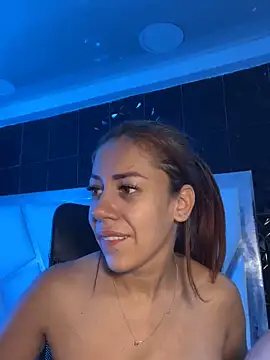 Stripchat sex cam AnnbellaRosse