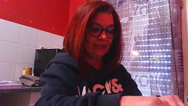 Stripchat sex cam jennylovence