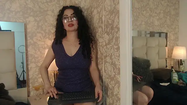Stripchat sex cam SamanthaAntolin