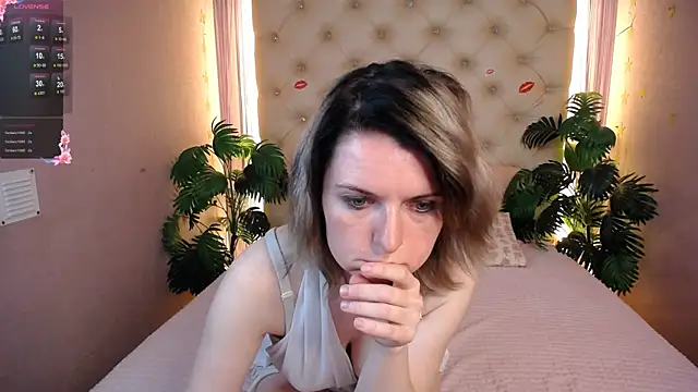 Stripchat sex cam Lena_Paulles