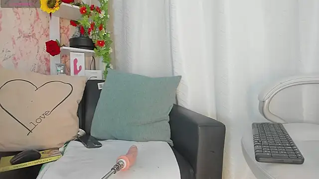 Stripchat sex cam UrNewFantasy
