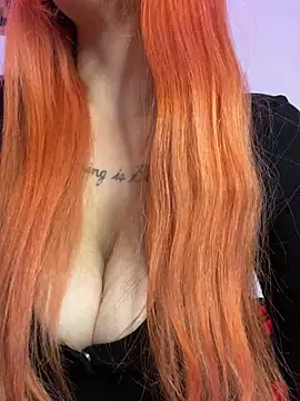 Stripchat sex cam ToxicBarbieDoll