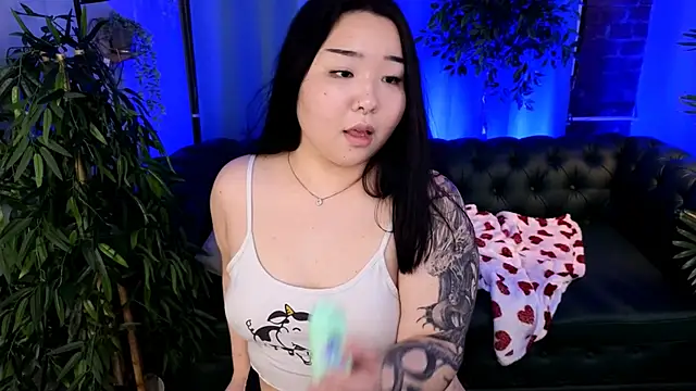 Stripchat sex cam mei_honey_