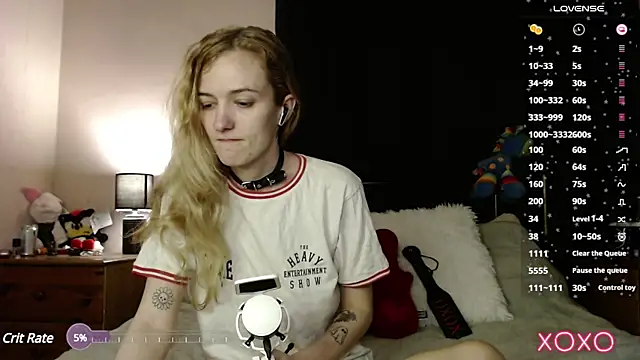 Stripchat sex cam EllieeRose