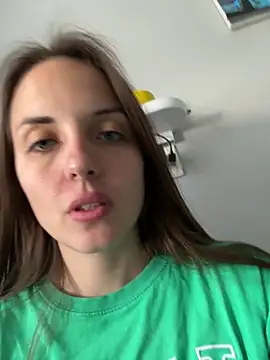 Stripchat sex cam AmiLavs