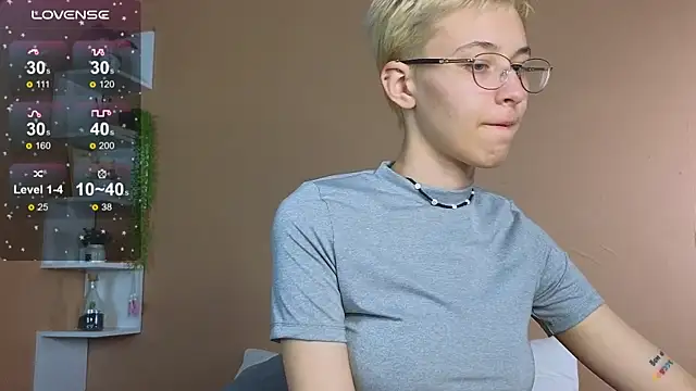 Stripchat sex cam SharlieRey