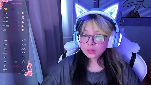 Stripchat sex cam maydaykimmy