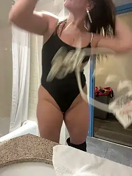 Stripchat sex cam bigb00tycass