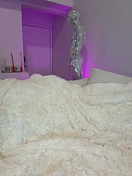 Stripchat sex cam SerenaCloud